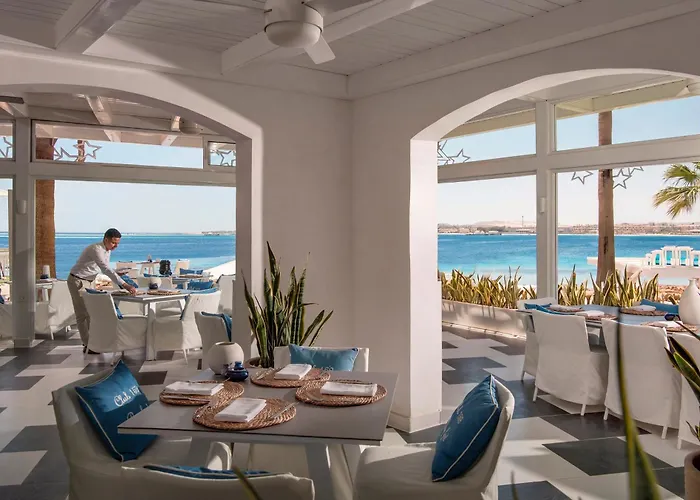 Arabesque Resort, & 4*