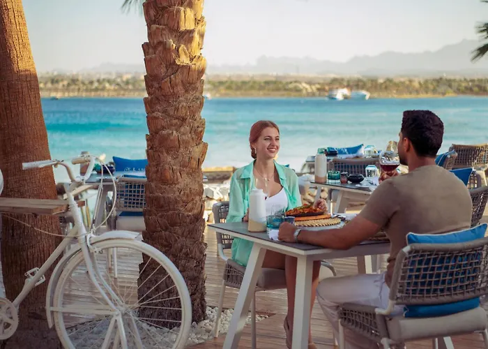 Arabesque Resort, & 4*