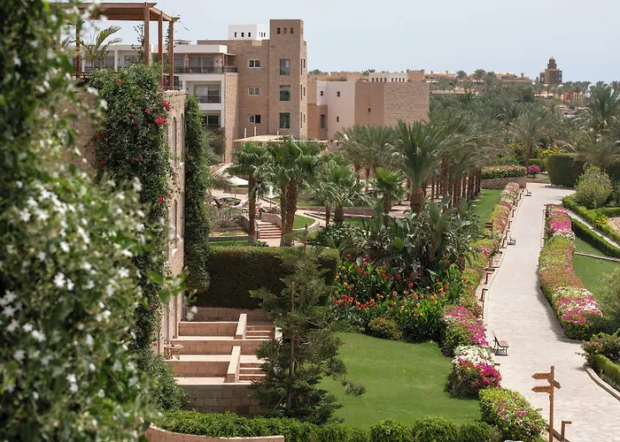 Arabesque Resort, & Resort